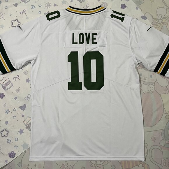Green Bay Packers (NFL) #10 Jordan Love Jersey - Picture 5 of 6